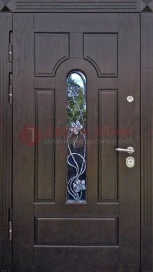 Металлическая дверь со стеклом и ковкой в цвете венге ДСК-142 в Сургуте
